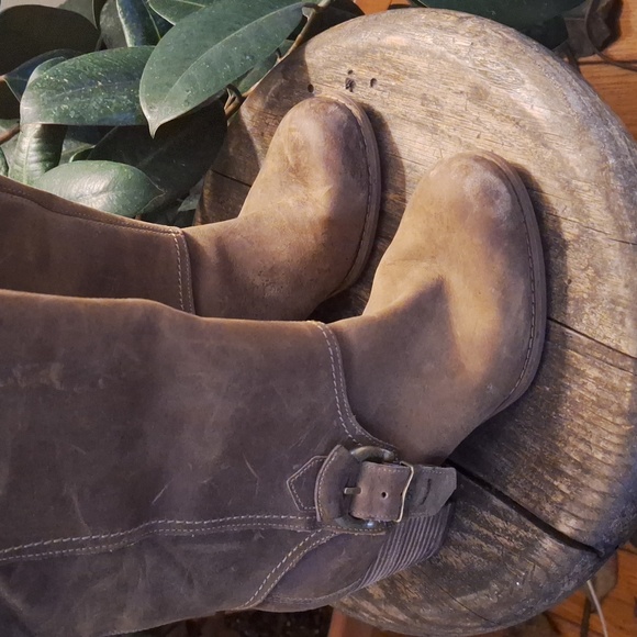 TIMBERLAND 2 in 1 tall boots and short booties!! - Picture 5 of 15